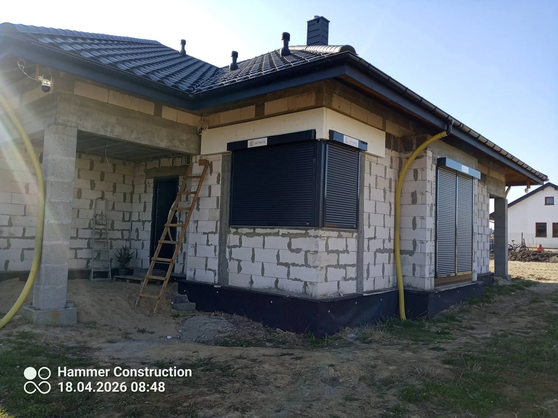 Rolety zewnętrzne na domu jednorodzinnym — realizacja Rol-Dar